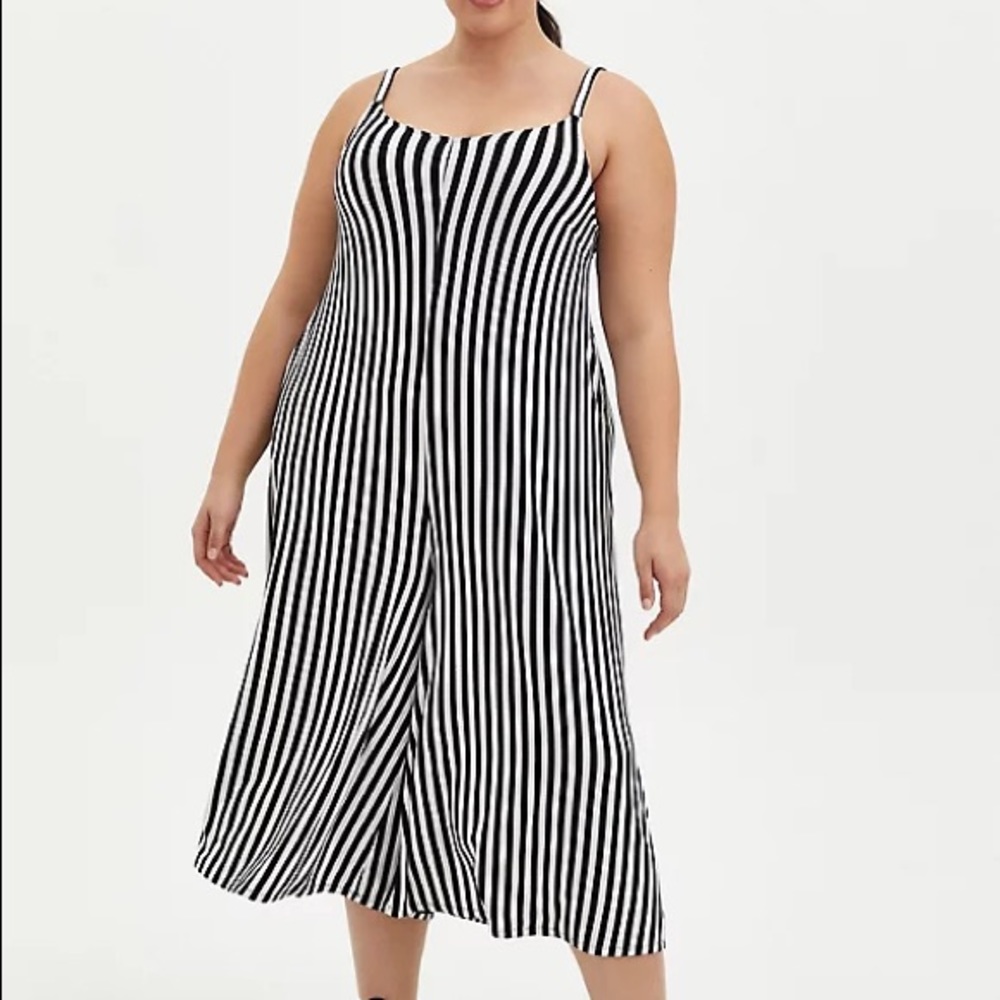 BNWT SUPER SOFT BLACKWHITE STRIPE CULOTTE JUMPSUIT